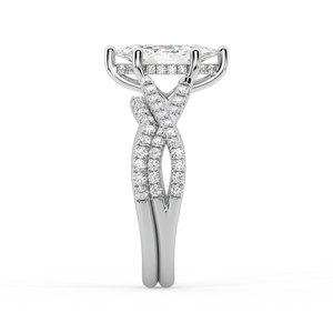 Amèlie Twist Lab Grown Diamond Engagement Ring